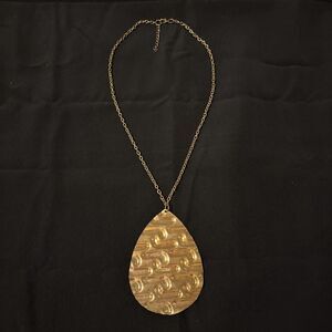 Heavy Goldtone Chunky Teardrop Statement Necklace Approx 22 Inches Unsigned